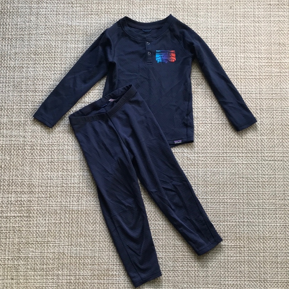 Patagonia Base Layer Set (size 4T)